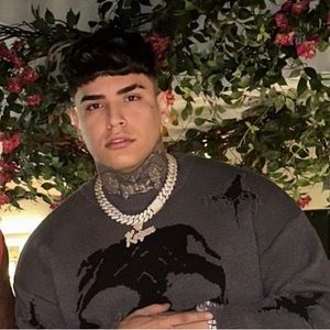 Meet your Posher, Mario luis